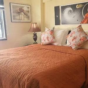 California Garden Square Apartment Manila